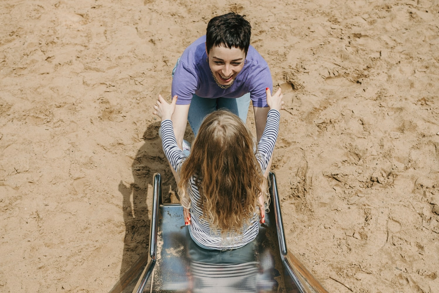 erziehering-verlaesst-kindergarten