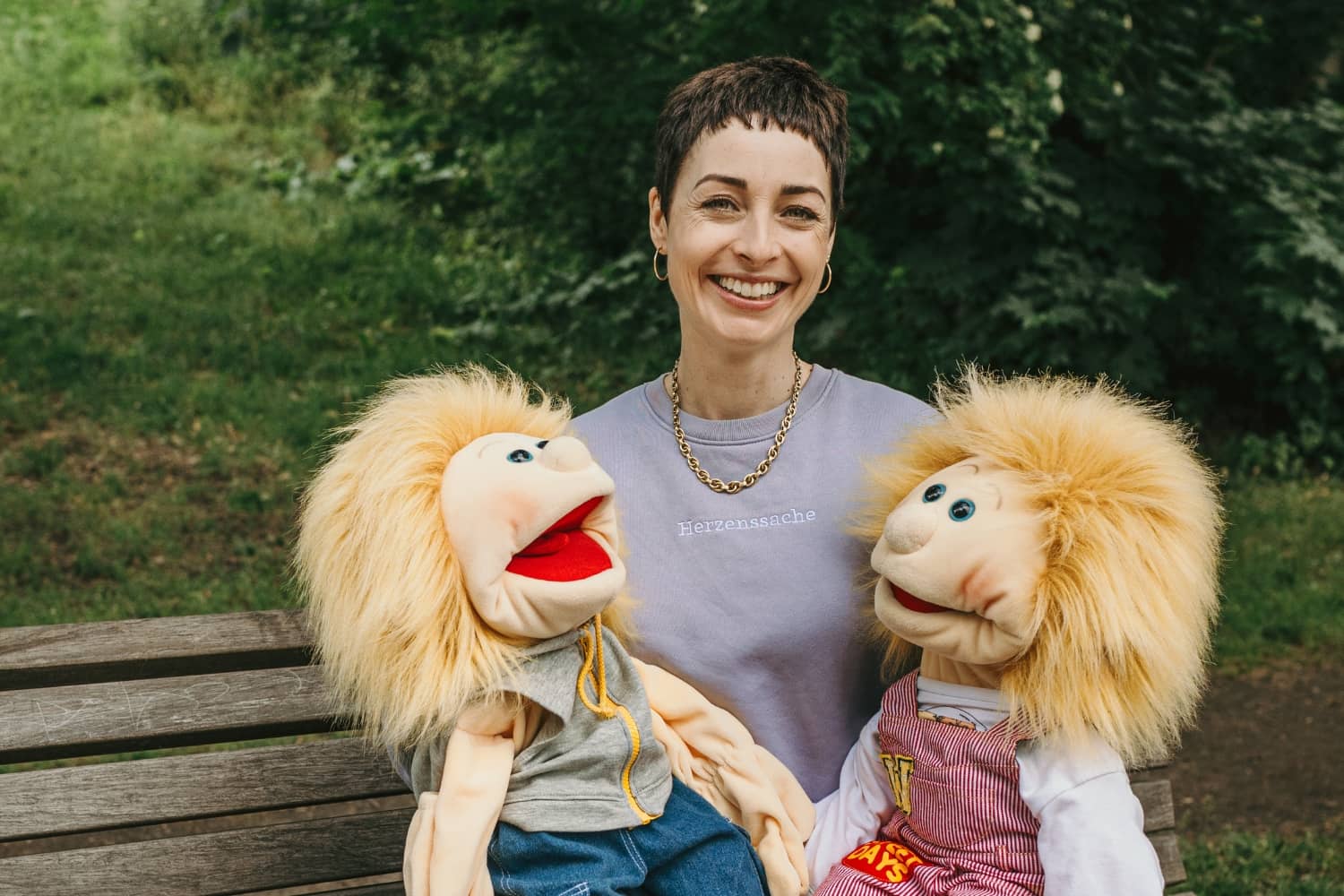 Dein Kind will dich nicht ärgern – es kümmert sich um sich selbst. Erfahre, wie du die Bedürfnisse von Kindern erkennst und durch deine Haltung echte Verbindung schaffst.