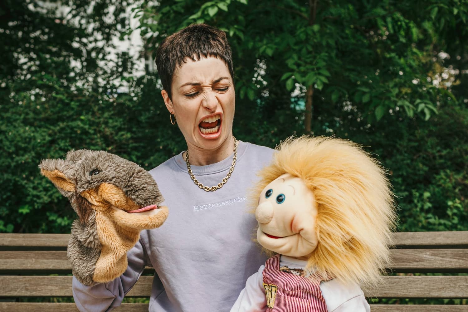 Dein Kind sagt ständig „nein“? Erfahre, wie du die drei Autonomiephasen verstehst und dein Kind gelassen begleitest. Entdecke wertvolle Strategien für euren Alltag.